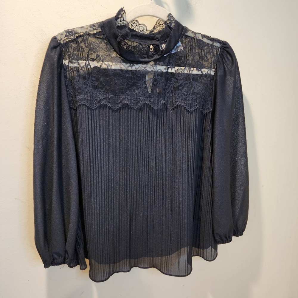 KIKS Vintage  Elegant Black Lace Blouse Size 36